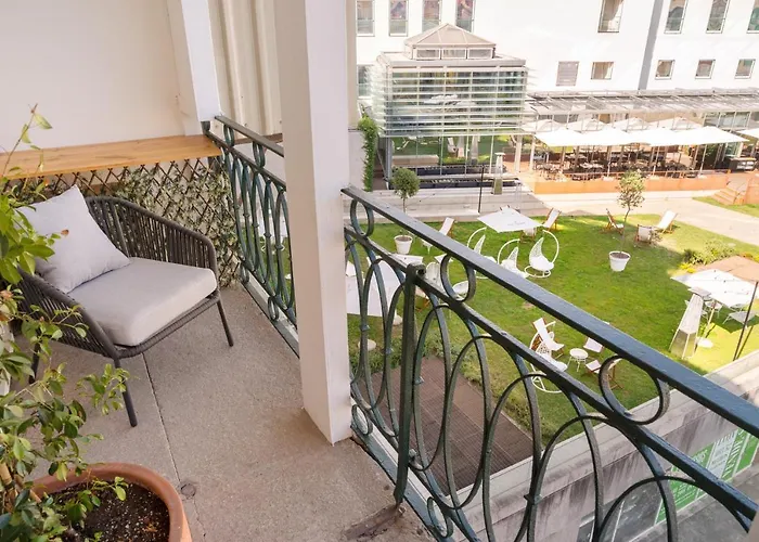 Historical Penthouse At Cardosas Block Apartmán *