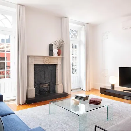 Historical Penthouse At Cardosas Block * Porto