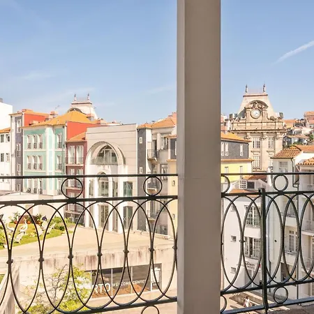 Apartment Historical Penthouse At Cardosas Block