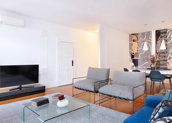 アパート Historical Penthouse At Cardosas Block ポルト
