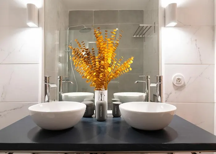 Διαμέρισμα Historical Penthouse At Cardosas Block