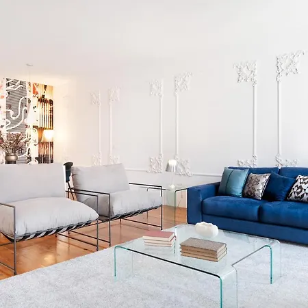 Daire Historical Penthouse At Cardosas Block *