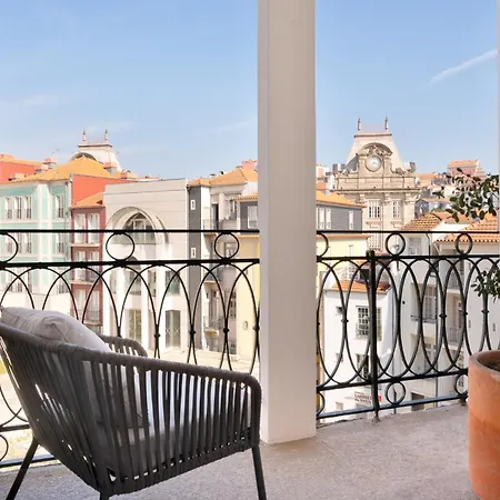 Daire Historical Penthouse At Cardosas Block Porto