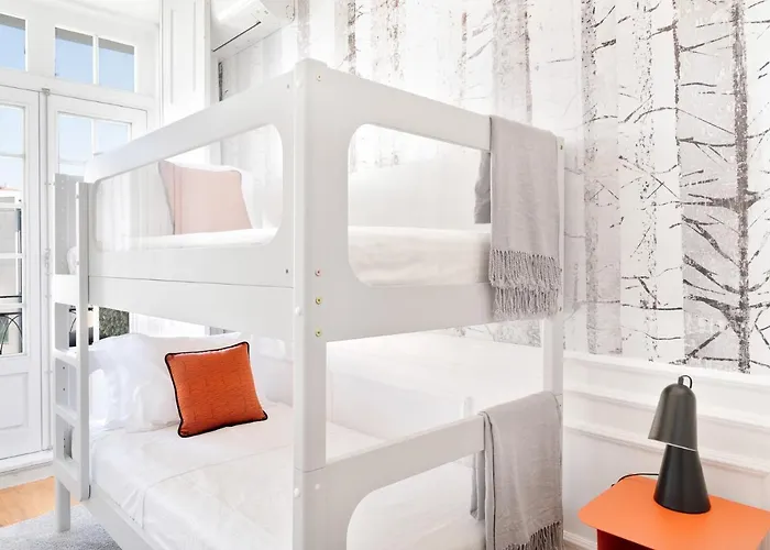 דירה Historical Penthouse At Cardosas Block *